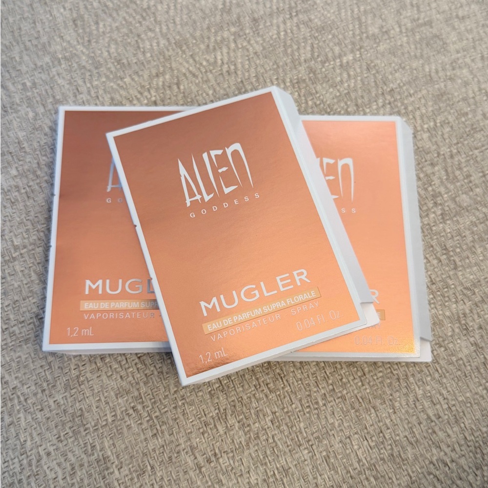 Mugler Alien Goddess Travel Kit